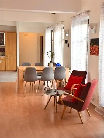 A Charismatic In The Very Center Of Apartmán Bratislava