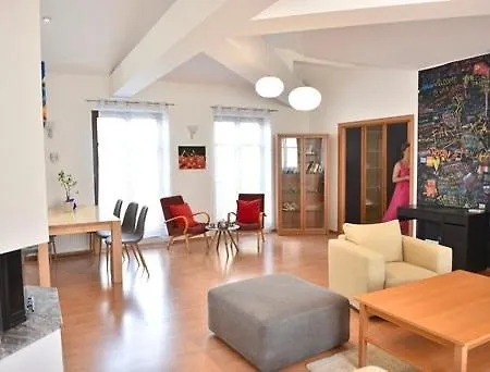 A Charismatic In The Very Center Of Apartmán *