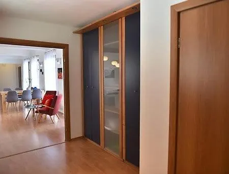 A Charismatic In The Very Center Of