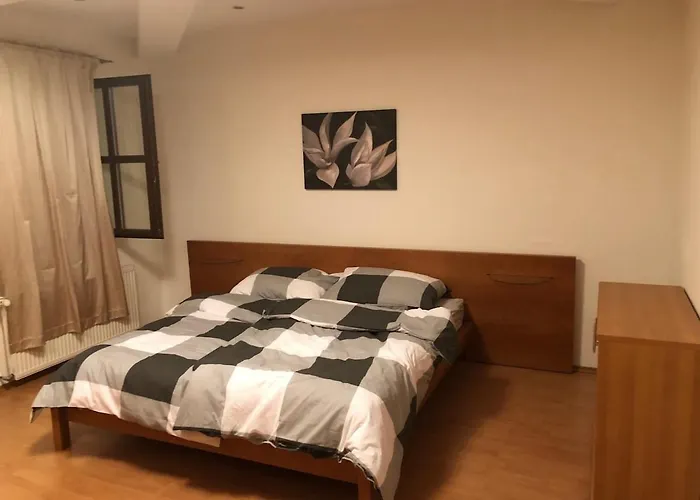 A Charismatic In The Very Center Of